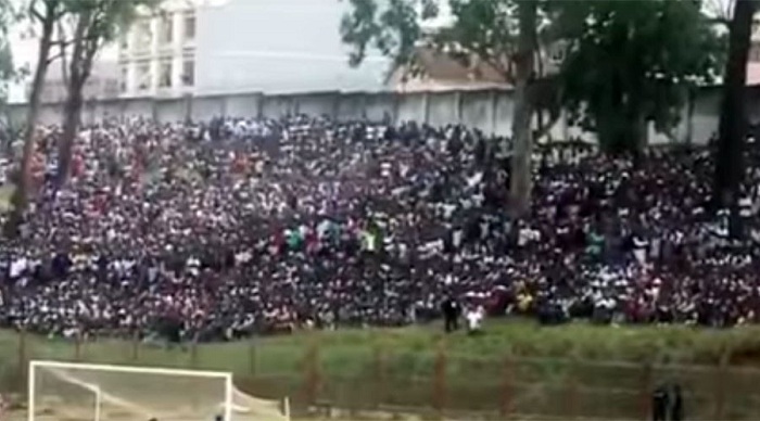 17 dead, scores injured in football match stampede in Angola